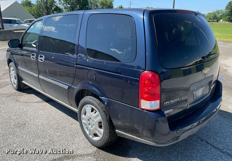 image for item IC9412 2007 Chevrolet Uplander  van