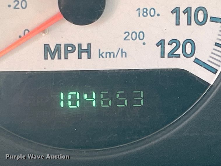 image for item IC9415 2005 Dodge Grand Caravan  handicap accessible van