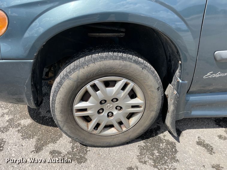 image for item IC9415 2005 Dodge Grand Caravan  handicap accessible van