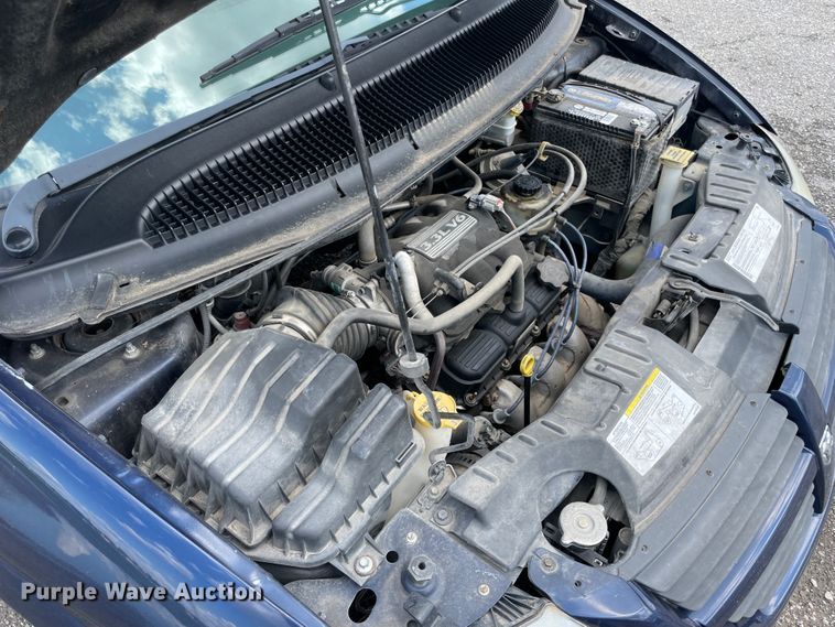 image for item IC9417 2005 Dodge Grand Caravan  handicap accessible van