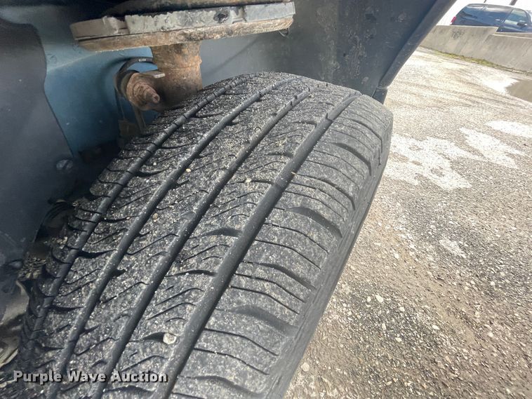 image for item IC9417 2005 Dodge Grand Caravan  handicap accessible van