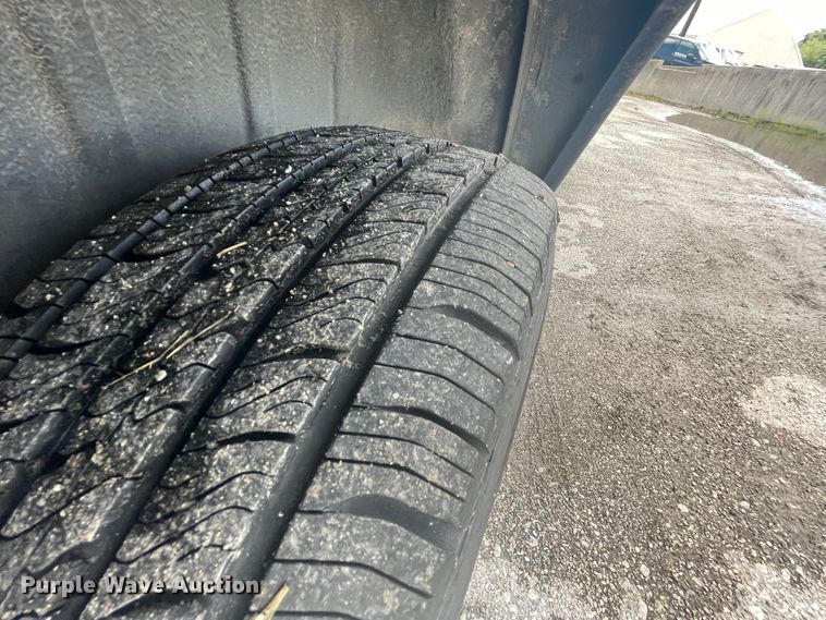 image for item IC9417 2005 Dodge Grand Caravan  handicap accessible van