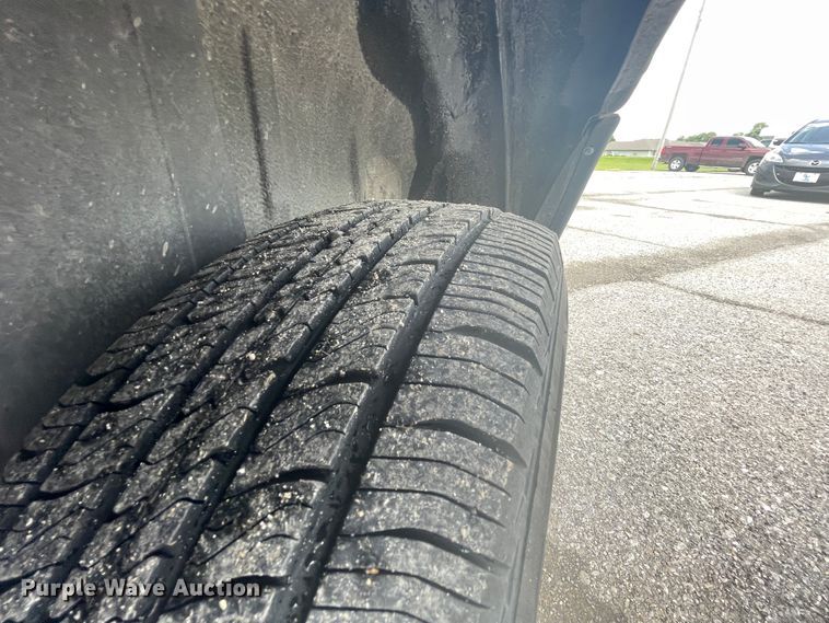 image for item IC9417 2005 Dodge Grand Caravan  handicap accessible van