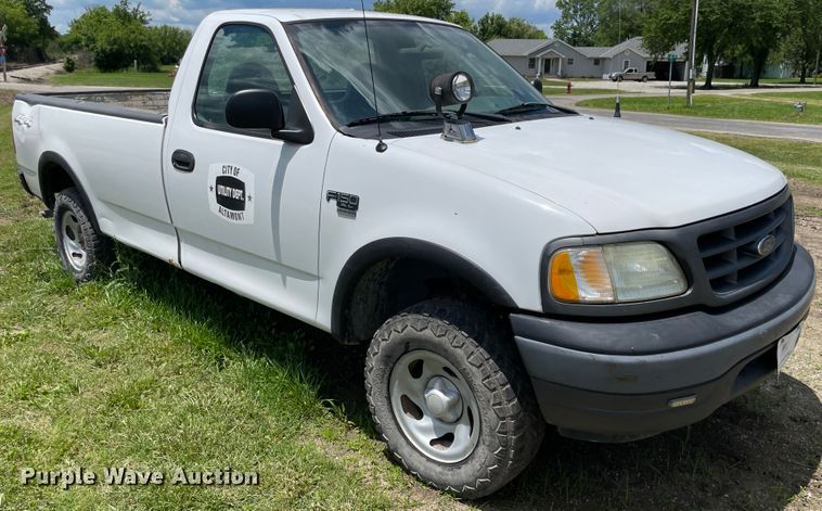 image for item IC9420 2003 Ford F150  pickup truck