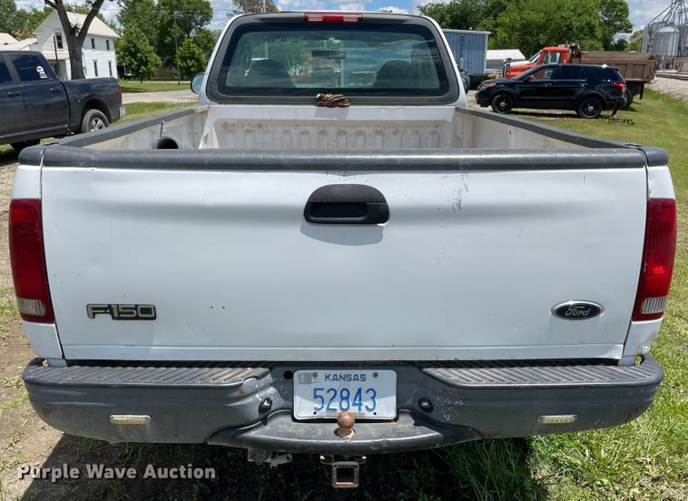 image for item IC9420 2003 Ford F150  pickup truck