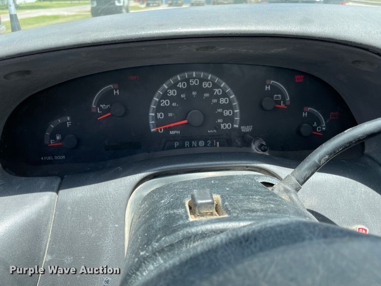 image for item IC9420 2003 Ford F150  pickup truck