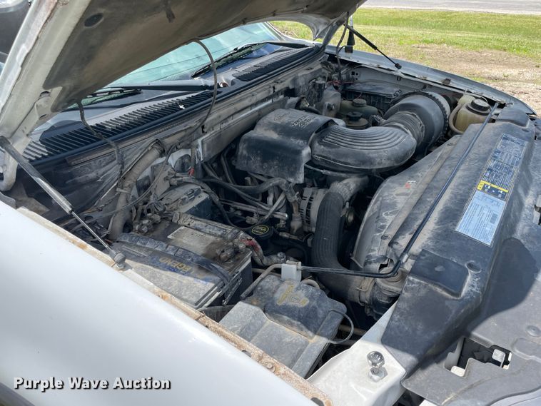 image for item IC9420 2003 Ford F150  pickup truck