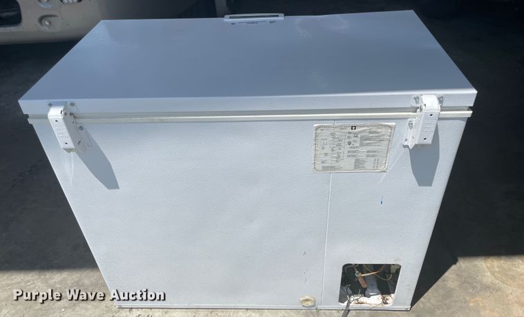 image for item IC9437 Frigidaire Electrolux FFC0923DW2  freezer