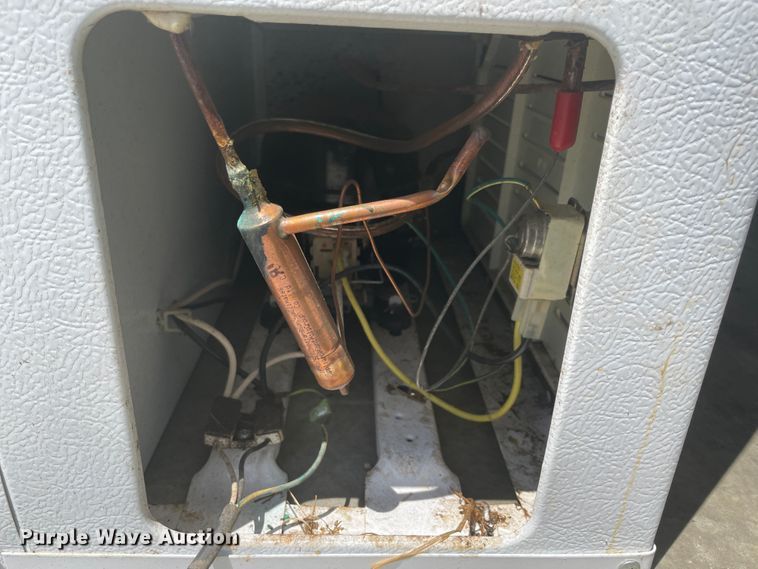 image for item IC9437 Frigidaire Electrolux FFC0923DW2  freezer