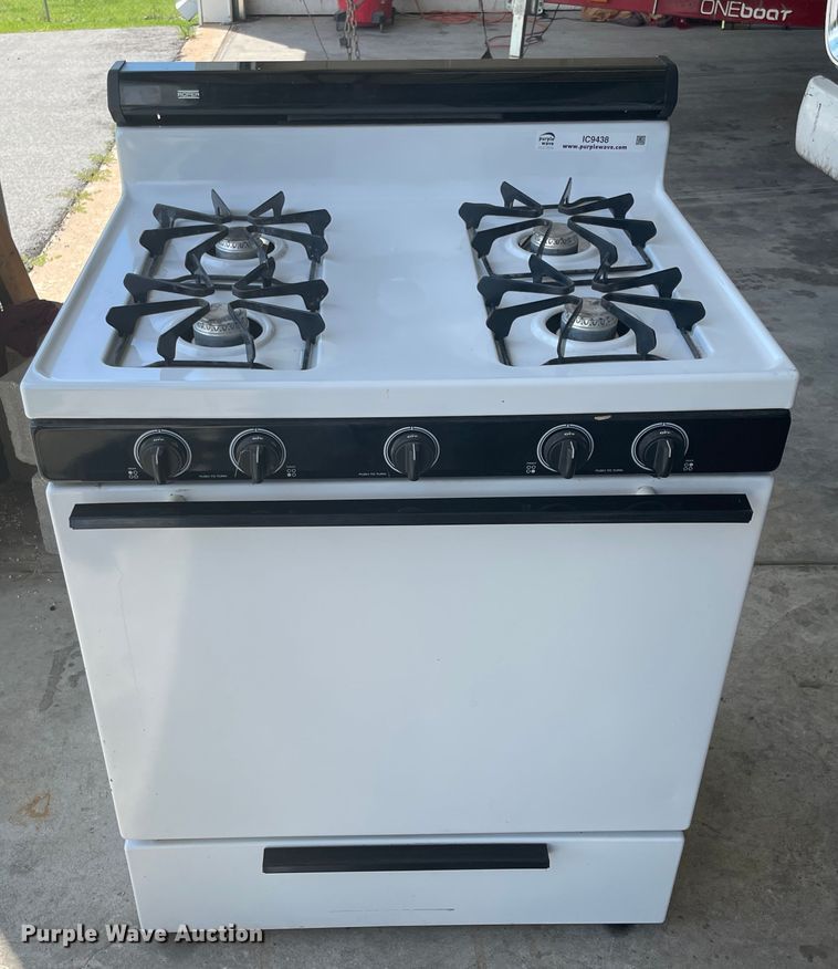 image for item IC9438 Roper FGP310EW  stove
