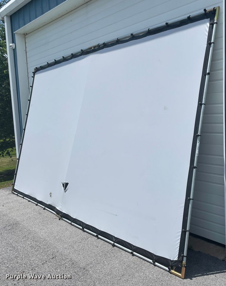 image for item IC9440 Projector screen