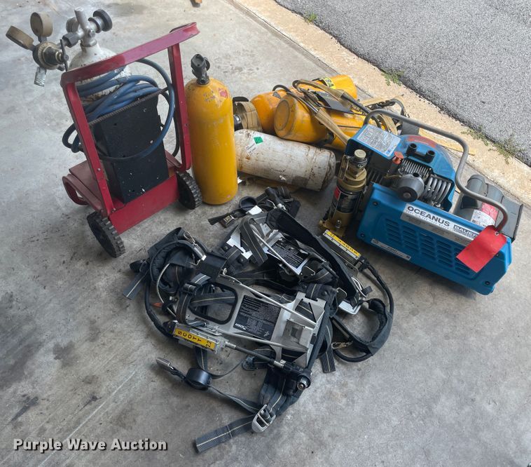 image for item IC9441 Bauer Oceanus  air compressor