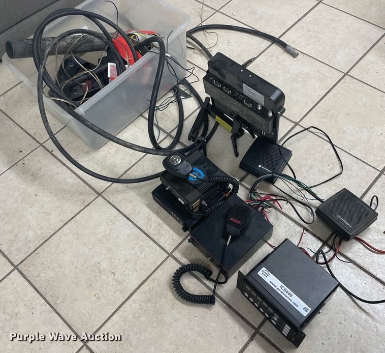 image for item IC9449 Electronics