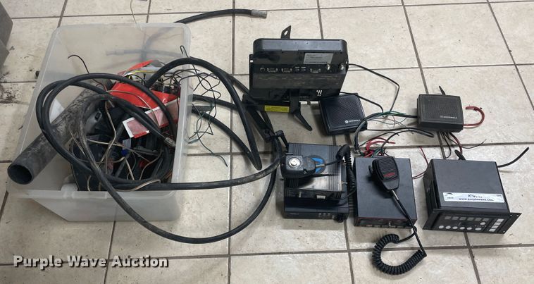 image for item IC9449 Electronics