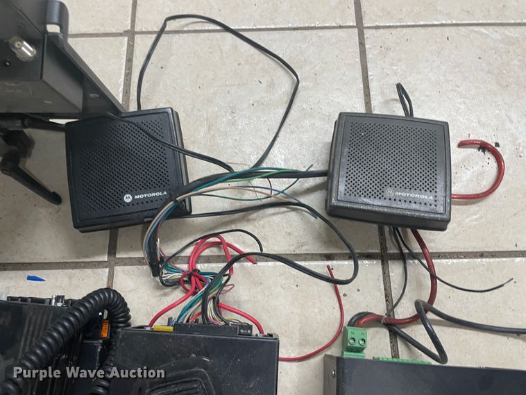 image for item IC9449 Electronics