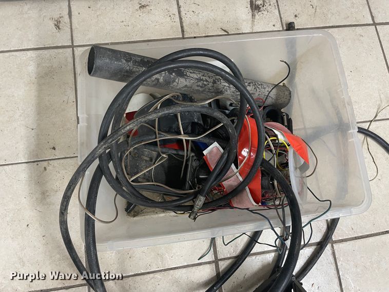 image for item IC9449 Electronics