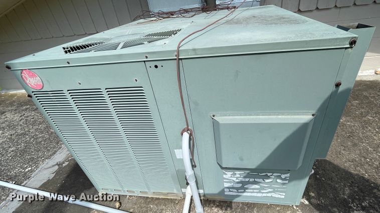image for item IC9451 Air conditioning unit