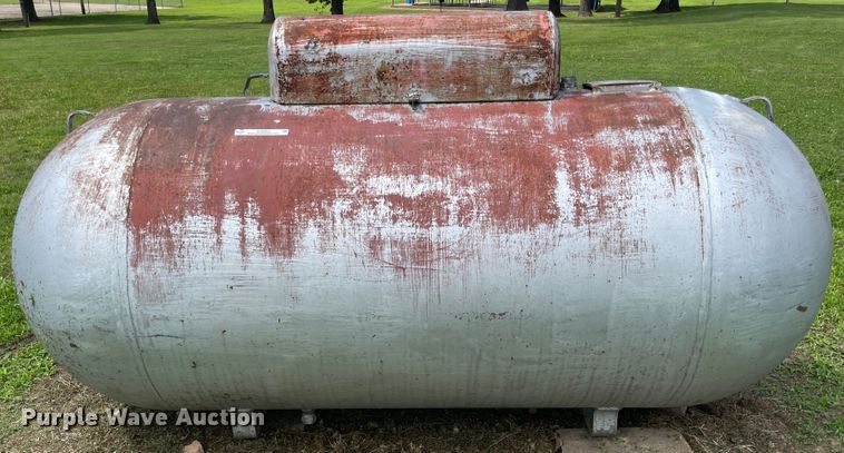 image for item IC9452 1959  propane tank