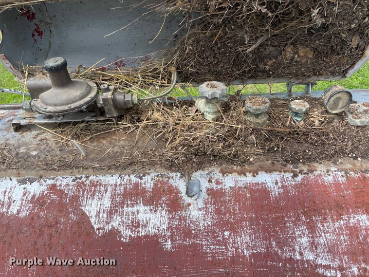 image for item IC9452 1959  propane tank