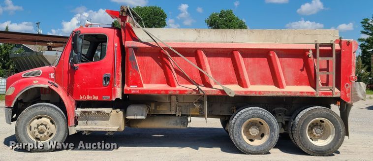 image for item IC9766 2006 Freightliner M2 106  dump truck