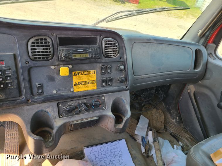 image for item IC9766 2006 Freightliner M2 106  dump truck