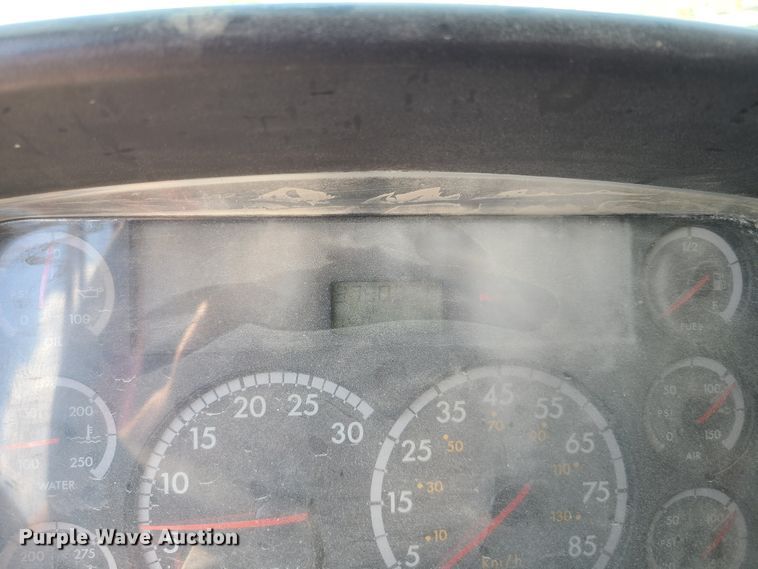 image for item IC9766 2006 Freightliner M2 106  dump truck