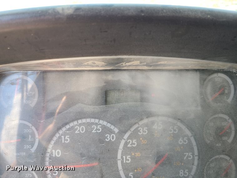 image for item IC9766 2006 Freightliner M2 106  dump truck