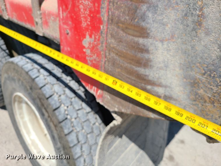 image for item IC9766 2006 Freightliner M2 106  dump truck