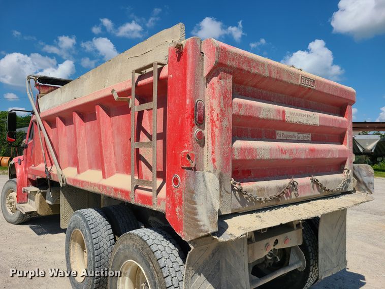 image for item IC9766 2006 Freightliner M2 106  dump truck