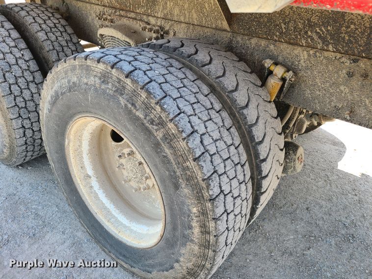 image for item IC9766 2006 Freightliner M2 106  dump truck