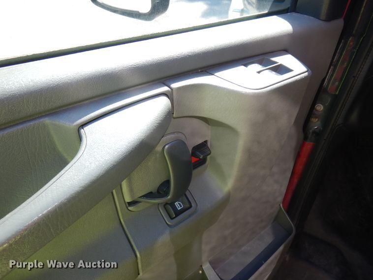 image for item ID9947 2013 Chevrolet Express G4500  ambulance