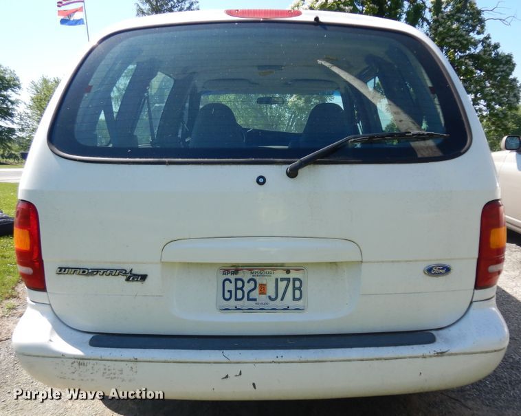 image for item ID9948 1995 Ford Windstar  van