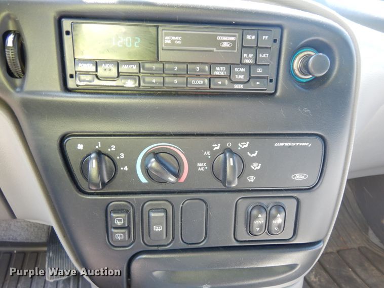 image for item ID9948 1995 Ford Windstar  van