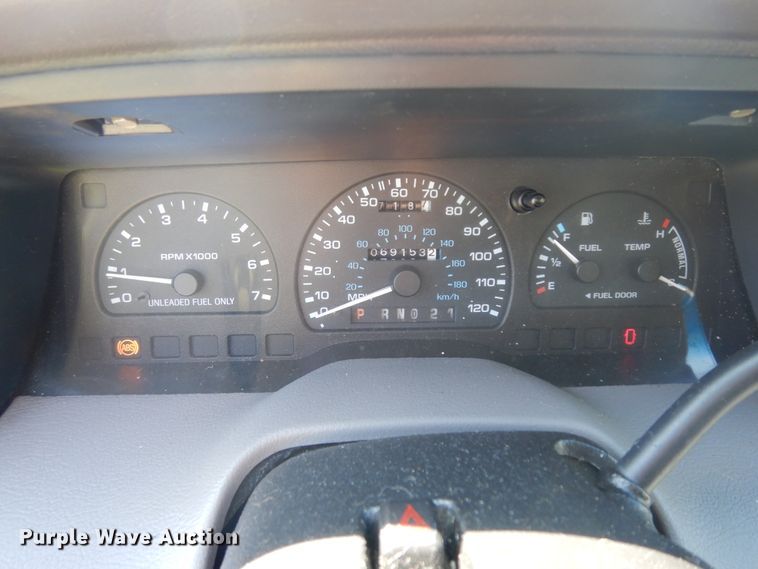 image for item ID9948 1995 Ford Windstar  van