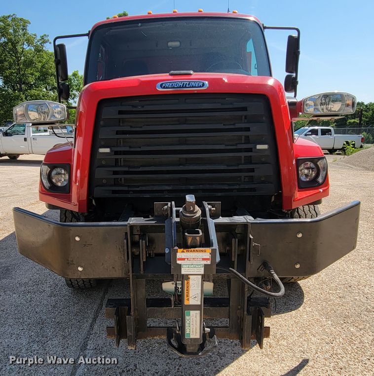image for item IF9814 2015 Freightliner 108SD  dump truck