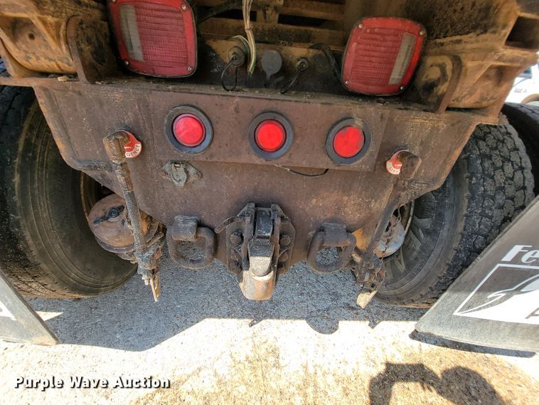 image for item IF9814 2015 Freightliner 108SD  dump truck