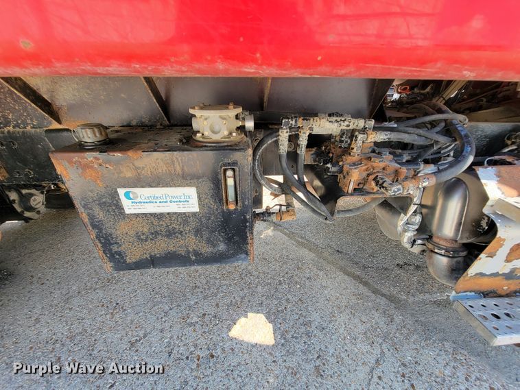 image for item IF9814 2015 Freightliner 108SD  dump truck