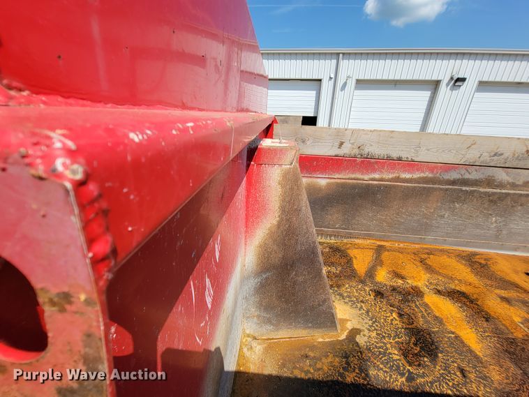 image for item IF9814 2015 Freightliner 108SD  dump truck