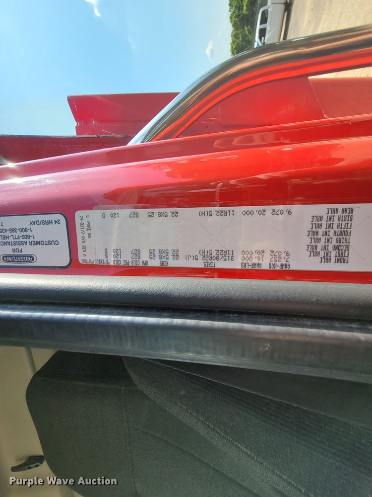 image for item IF9814 2015 Freightliner 108SD  dump truck