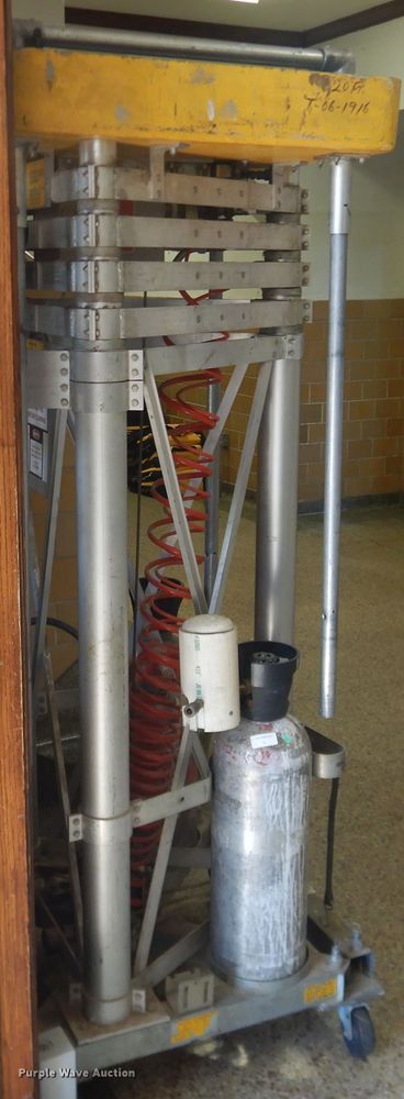 image for item IJ9393 Up Right  air-lift