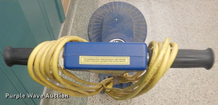 image for item IJ9396 Floor buffers / cleaner