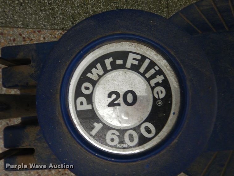 image for item IJ9396 Floor buffers / cleaner