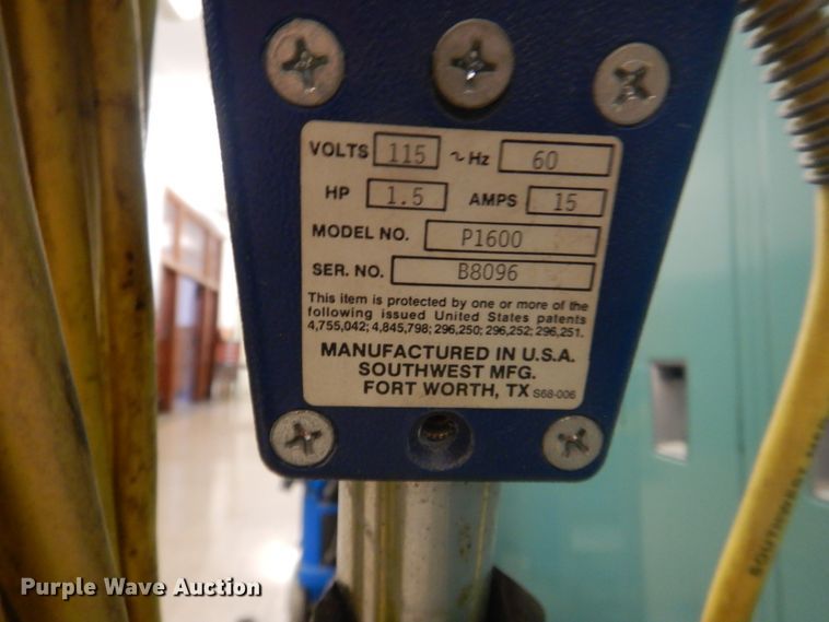 image for item IJ9396 Floor buffers / cleaner