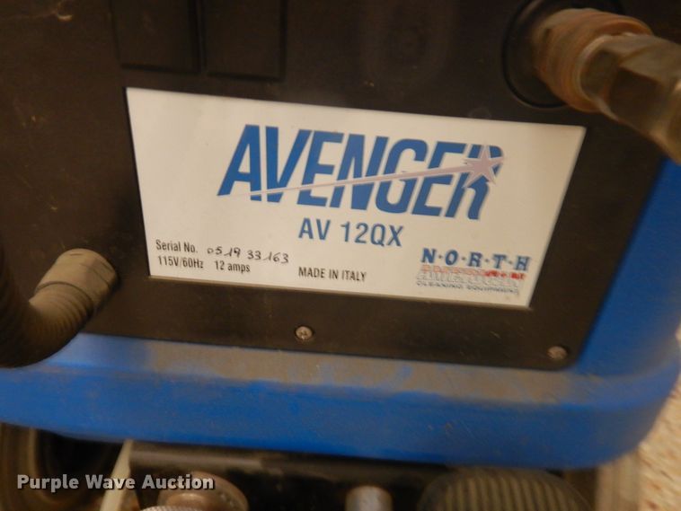 image for item IJ9396 Floor buffers / cleaner