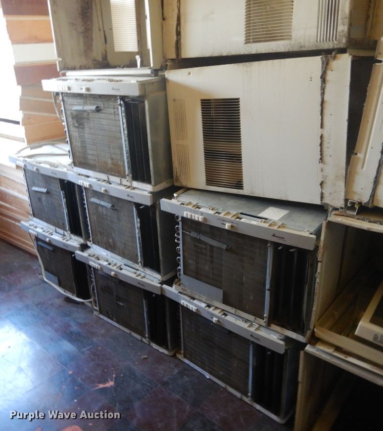 image for item IJ9398 (7) Amana 25M33PB AC units