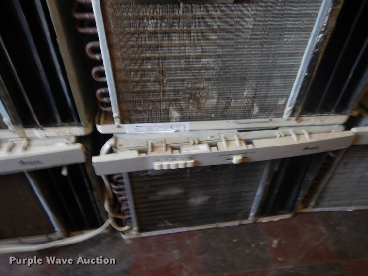 image for item IJ9398 (7) Amana 25M33PB AC units