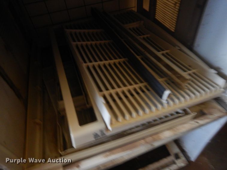 image for item IJ9398 (7) Amana 25M33PB AC units