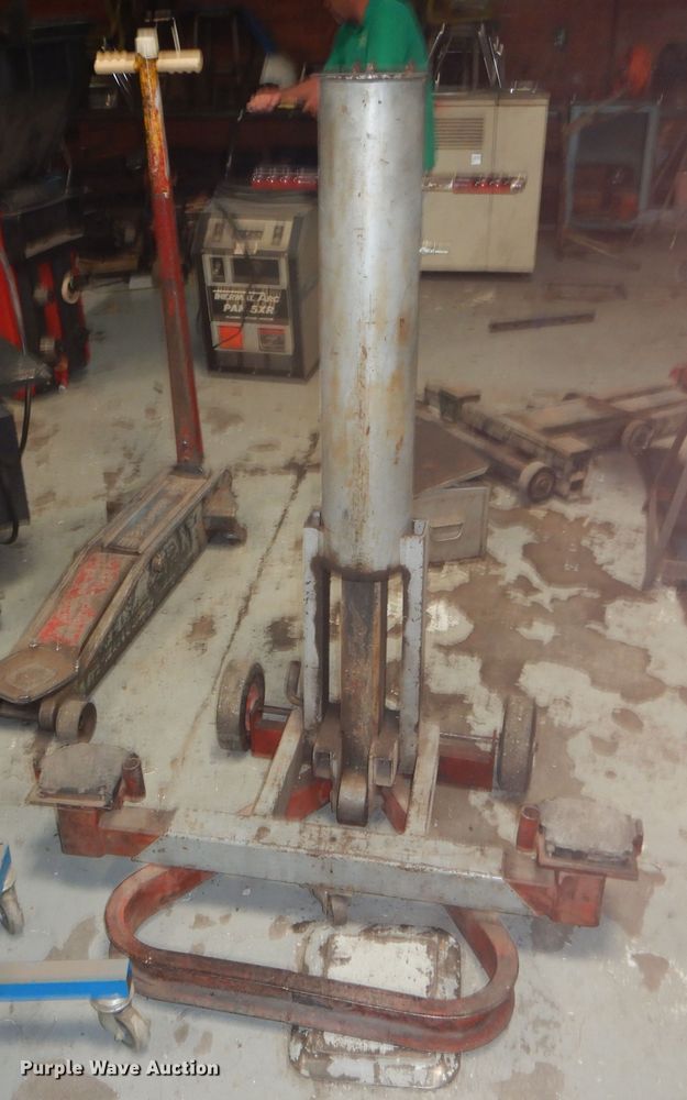 image for item IJ9399 Automotive parts