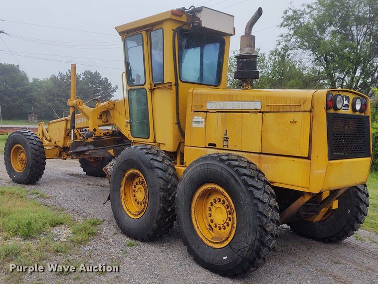 image for item IK9309 1979 John Deere 670A  motor grader