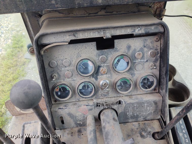 image for item IK9309 1979 John Deere 670A  motor grader